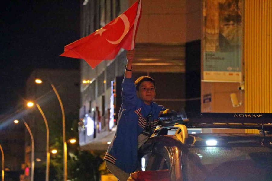 Antalya’da ‘erdoğan’ Coşkusu