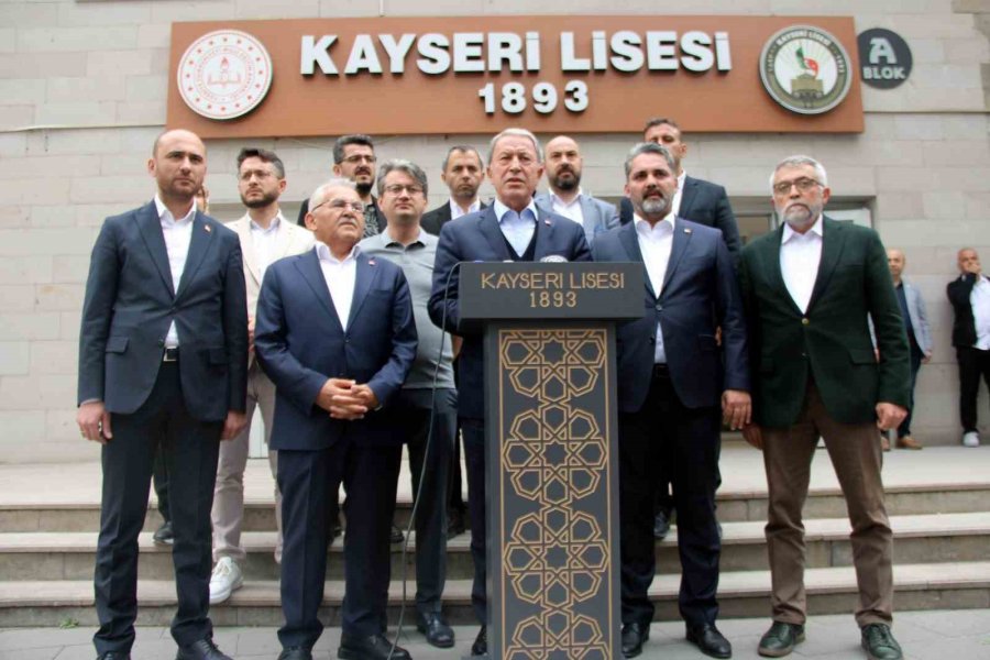 Bakan Akar: "asil Milletimizin Kararına Saygı Duyacağız"