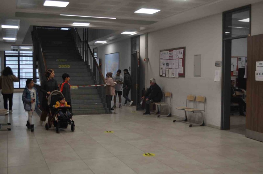 Seçimin Son Saatleri