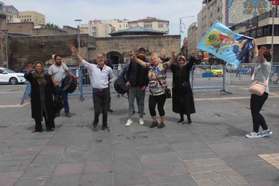 Adak Adadı, Sözünü Tuttu