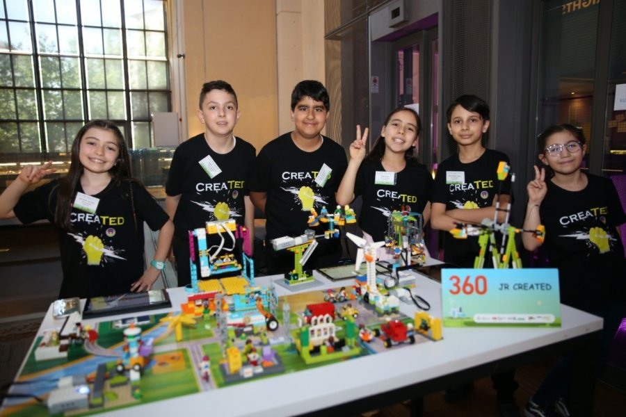 Minik Bilim Kahramanları Yenilikçi Projelerini Agü’de Sergiledi