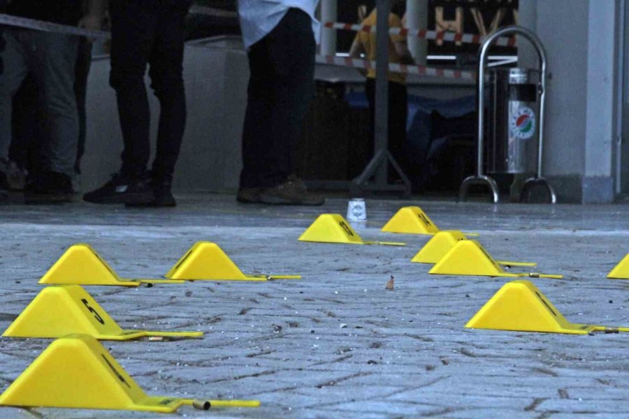 Uzatmalı Şarjörle Balık Pazarında Dehşeti Yaşattı: 2 Yaralı