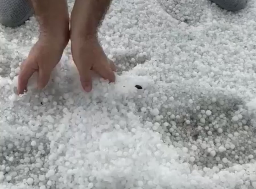 Mayıs Ayında Avuç Avuç Dolu Yağdı