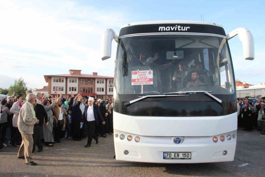 Karaman’da İlk Hacı Kafilesi Dualarla Kutsal Topraklara Uğurlandı