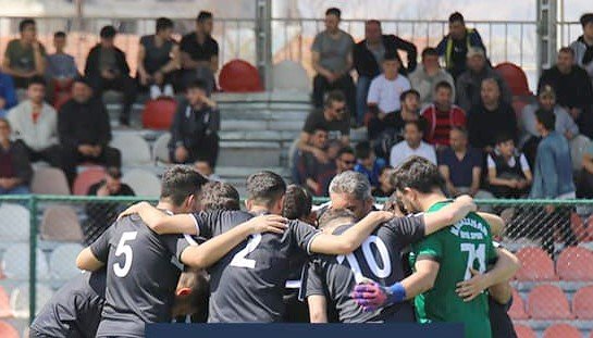 Ligin Namağlup Takımları Kalespor Ve Yeni Esenspor