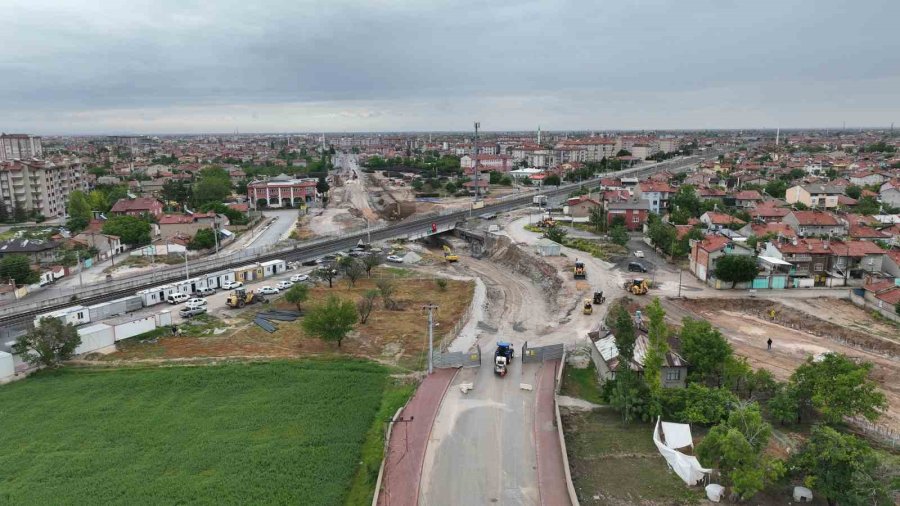Alparslan Türkeş Caddesi Açıldı, Taşköprü Alt Geçidi’nin Temeli Atıldı