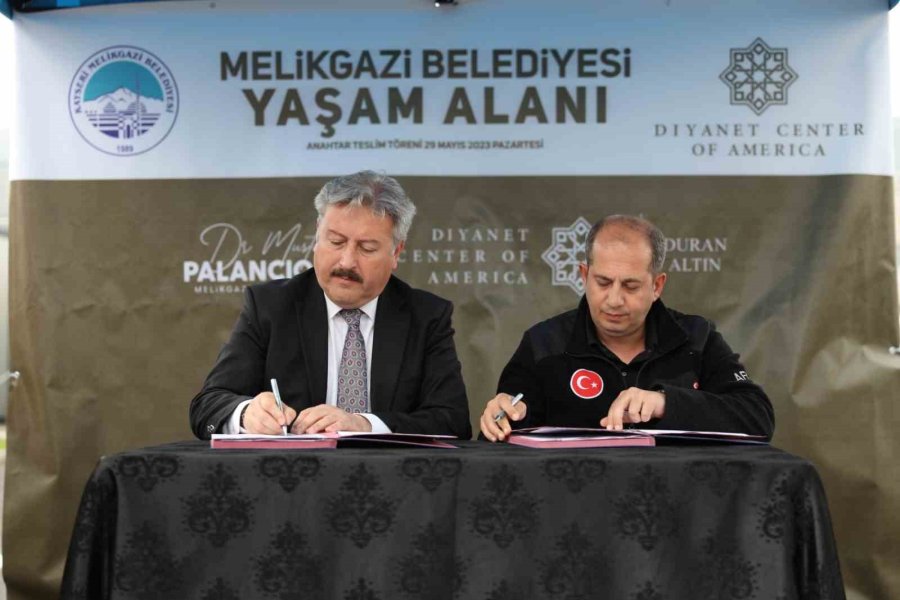 Melikgazi Depremzedeler İçin Umut Olmaya Devam Ediyor