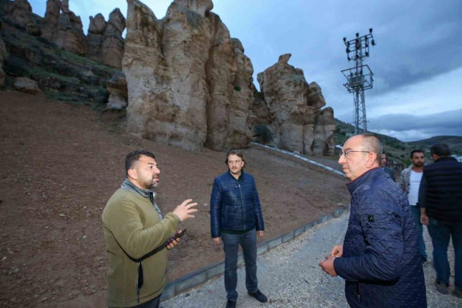 Meram Dere’nin Peri Bacaları Kızlar Kayası Turizme Kazandırılıyor