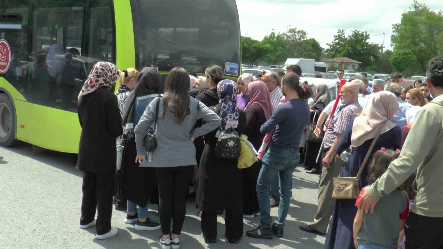 Kayserili Hacı Adayları Dualarla Uğurlandı
