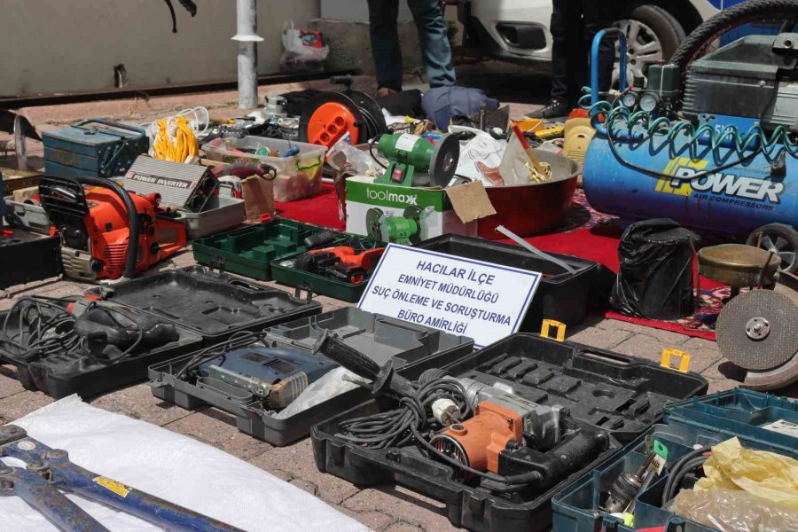 Ne Bulduysa Çalmış