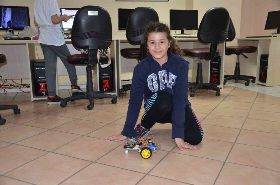 Alanya Atabem’den Bir İlk Bluetooth Kontrollü Araba Projesi