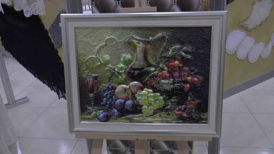 72 Yaşında Sanatı Bırakmadı