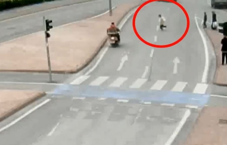 Kurallara Uymayan Yayalar Kazaya Davetiye Çıkarıyor