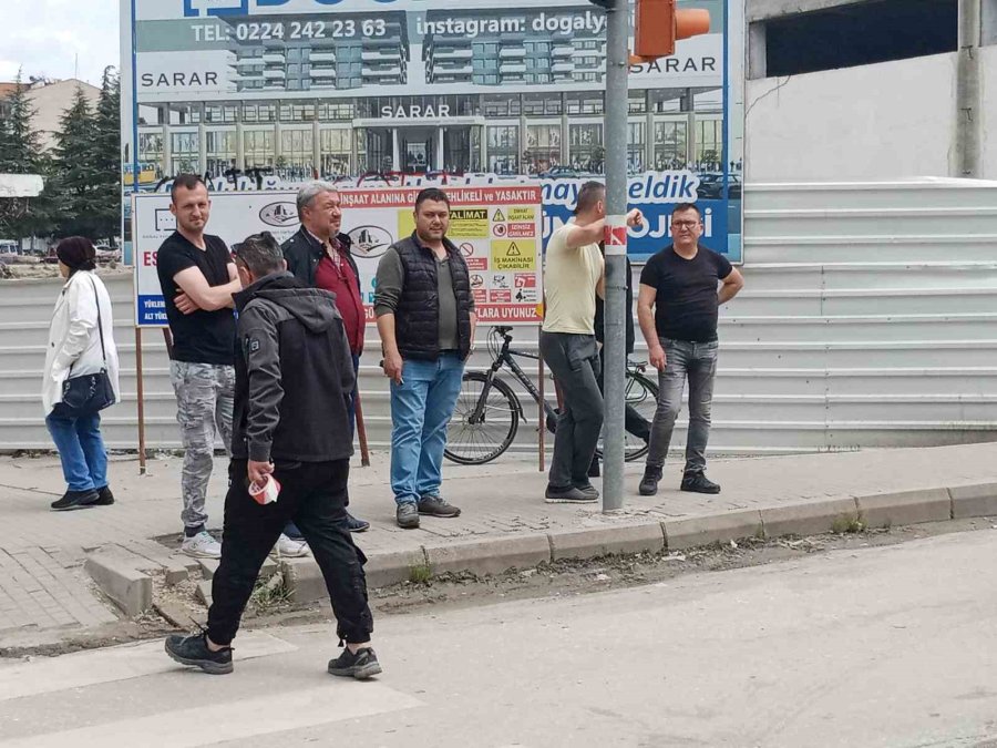 Vatandaşların Kepçe İzleme Geleneği Devam Ediyor