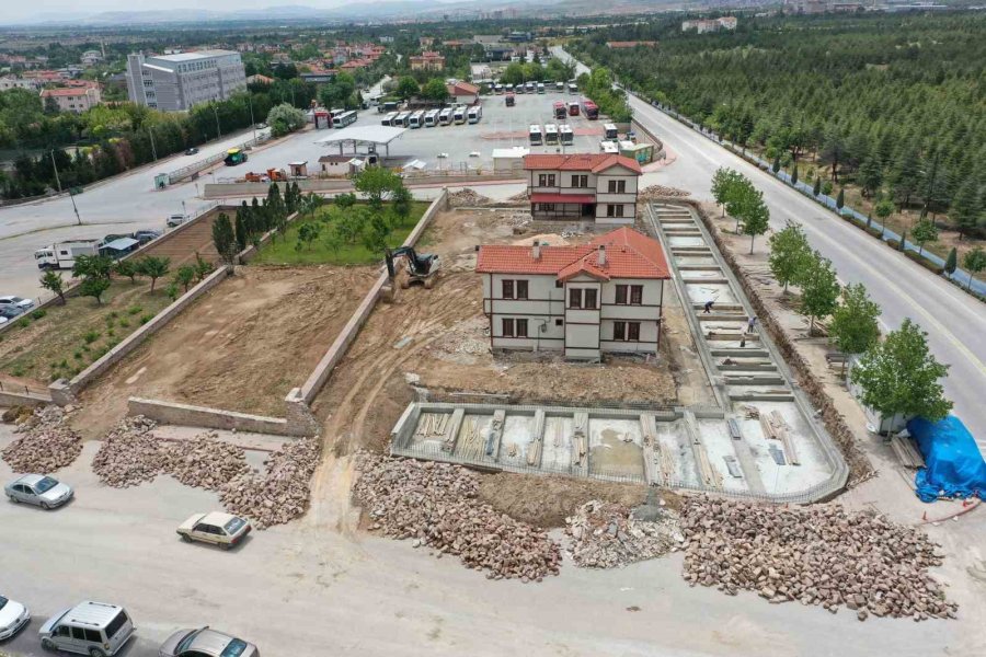 Meram Şehir Ve Yaşam Kültürü Müzesi Hızla Yükseliyor