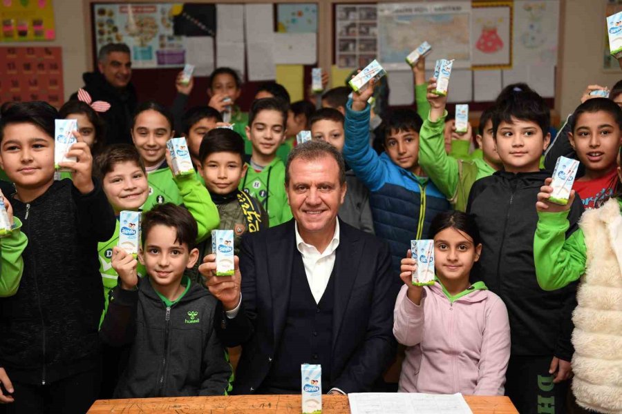 Mersin Büyükşehir Belediyesi Yaklaşık 4.5 Milyon Kutu Süt Dağıttı