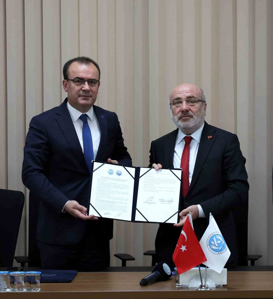 Kayü İle Kayseri Smmmo Arasında Staj İşbirliği Protokolü İmzalandı