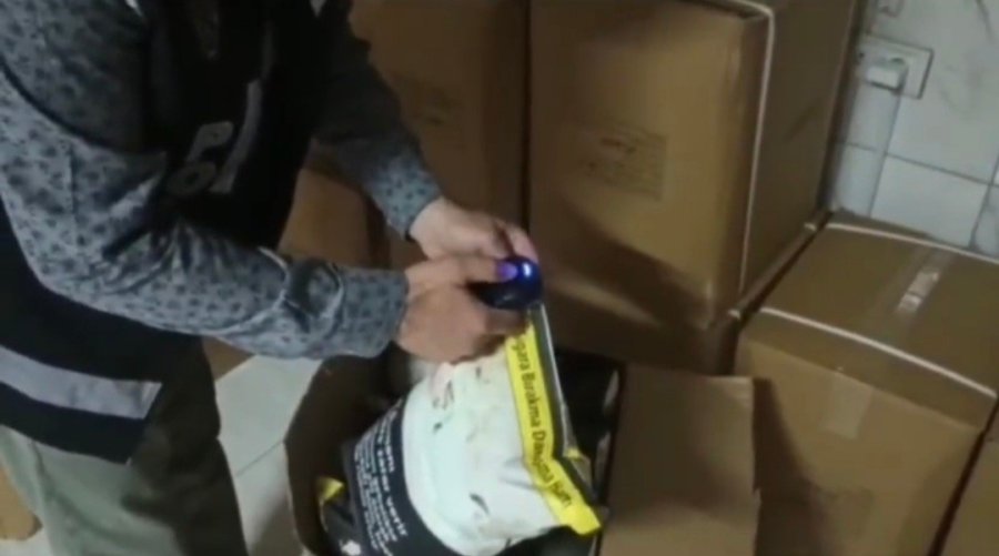 Kayseri’de 2 Ton 760 Kilo Sahte Bandrollü Tütün Ele Geçirildi