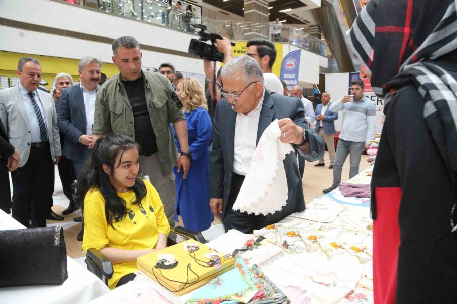 Bir Anneden Başkan Büyükkılıç’a: “sizin Hakkınızı Ödeyemem”