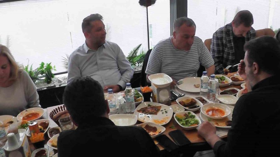 Kayserispor İle Ankaragücü Yöneticileri, Yemekte Buluştu