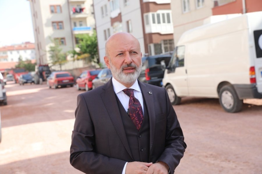 Başkan Çolakbayrakdar; “mithatpaşa’yı Yeniliyoruz Ve Adeta Mahallenin Tozunu Attıracağız”