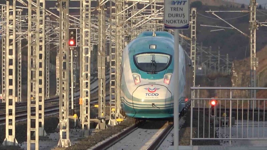 Antalya’ya Yapılması Planlanan Hızlı Tren Projesi Turizmcileri Heyecanlandırdı