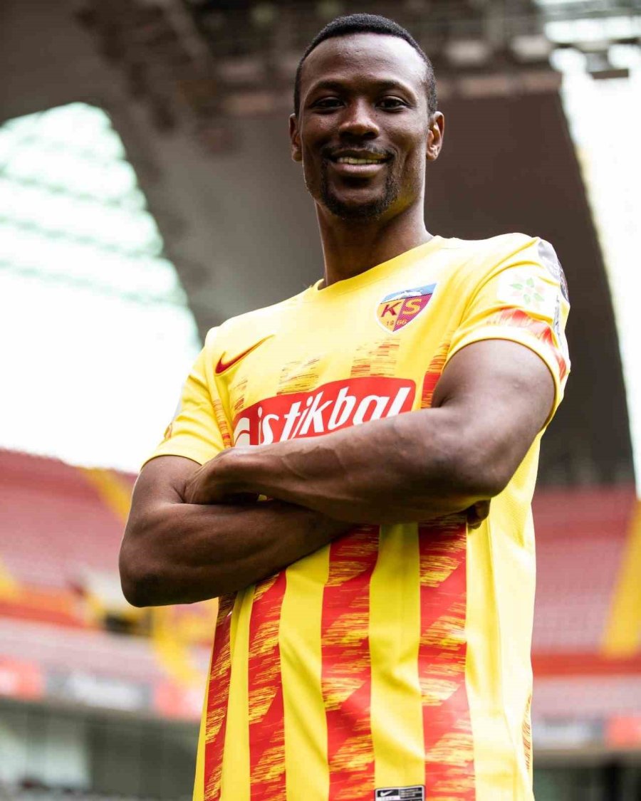 Kayserispor’un Yeni Forması Görücüye Çıktı