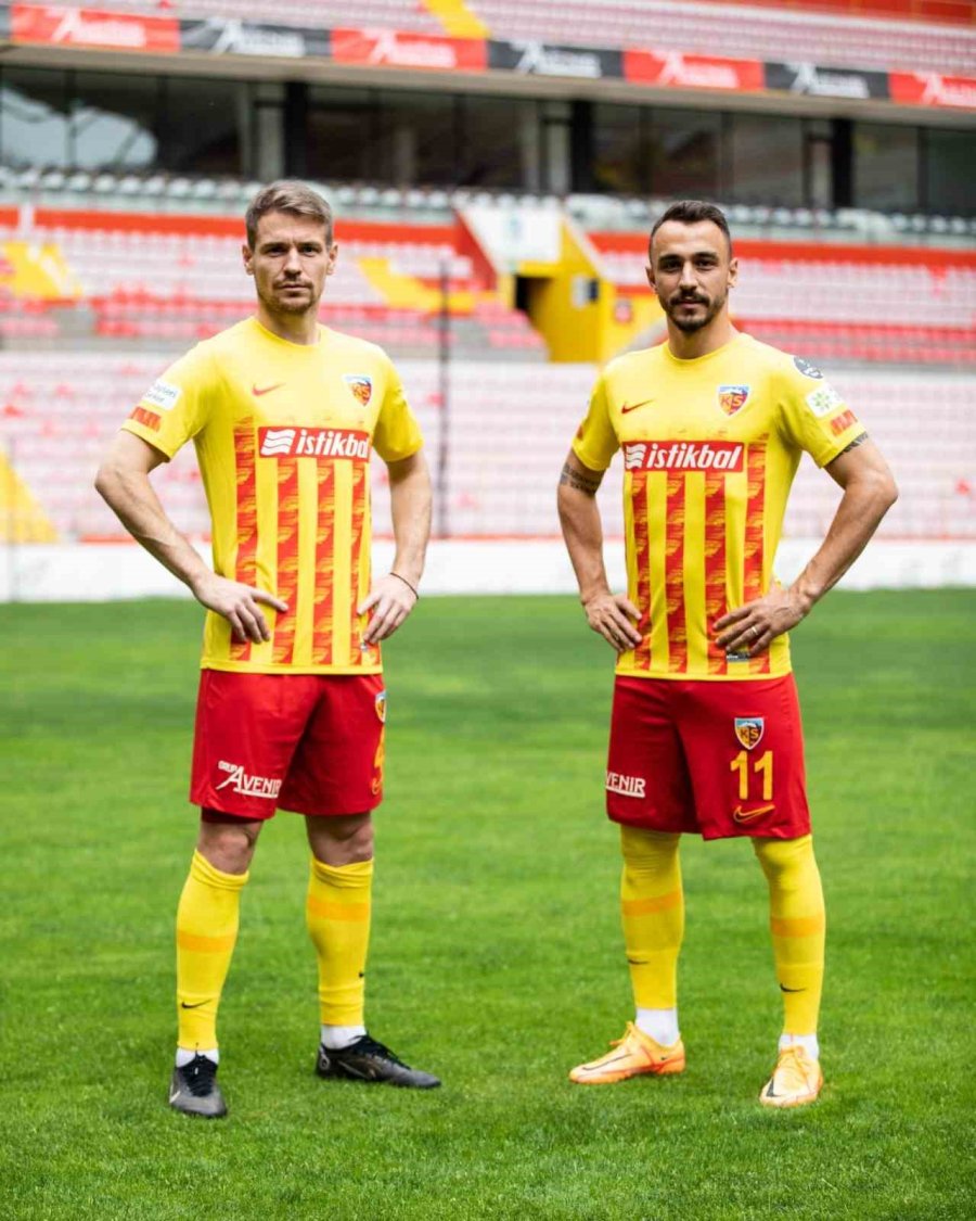 Kayserispor’un Yeni Forması Görücüye Çıktı