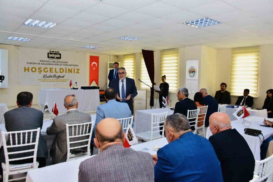 İpekyolu Belediyeler Birliği İnönü’de Toplandı