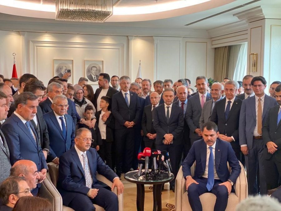 Başkan Büyükkılıç, Bakan Özhaseki’nin Devir Teslim Törenine Katıldı