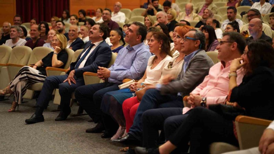 Mersin Büyükşehir ’mersin Mizah Günlerine’ Destek Oldu