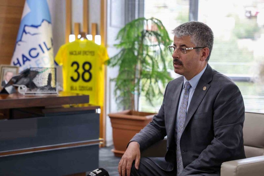 Çopuroğlu’ndan Hacılara Teşekkür Ziyareti