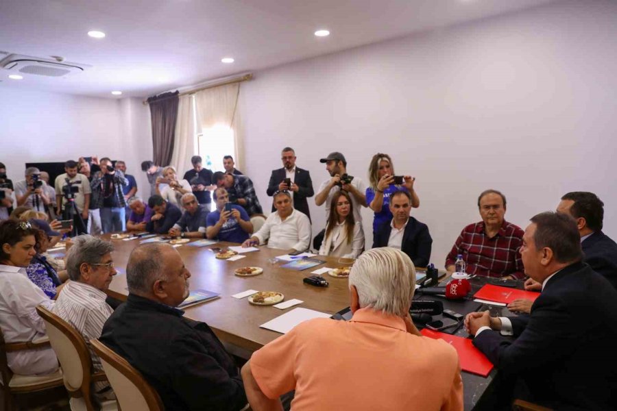 Büyükşehir Belediyesi İle Agc Arasında Sosyal Tesis Projesi Protokolü