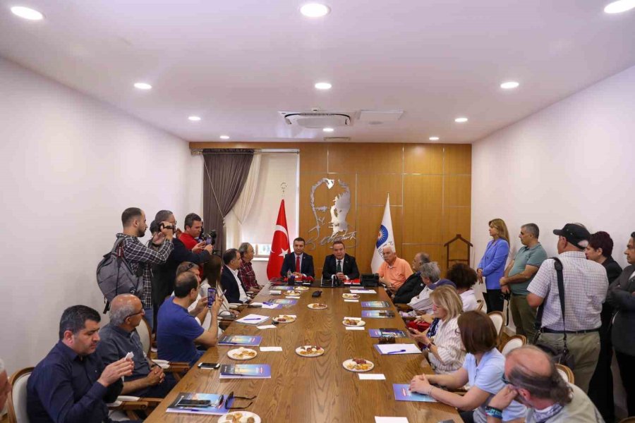 Büyükşehir Belediyesi İle Agc Arasında Sosyal Tesis Projesi Protokolü