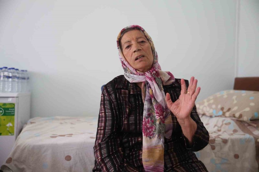 Bedriye Teyzenin Sözleri Yürekleri Dağladı: "’babaanne Elimi Bırakma’ Deyişini Unutamıyorum"