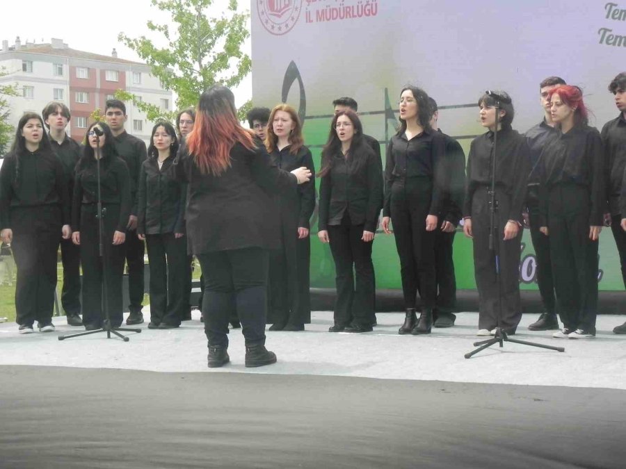 Eskişehir’de Çevre Haftası Kutluma Etkinliği Düzenlendi