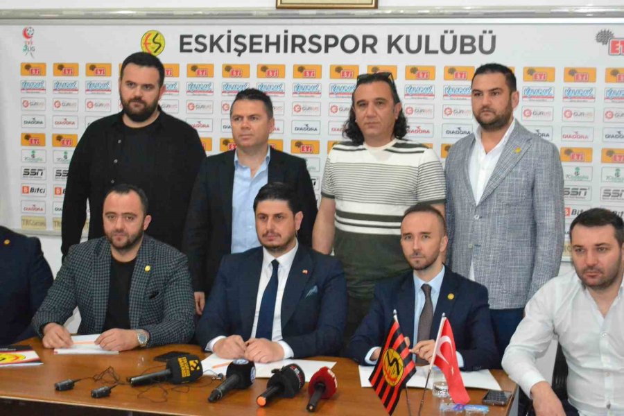 Eskişehirspor Küme Düşmenin Kaldırılmasını İstiyor