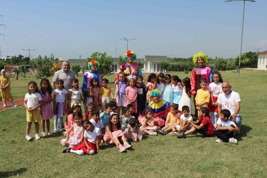 Miniklerin ’okuma Bayramı’ Etkinliği Göz Kamaştırdı