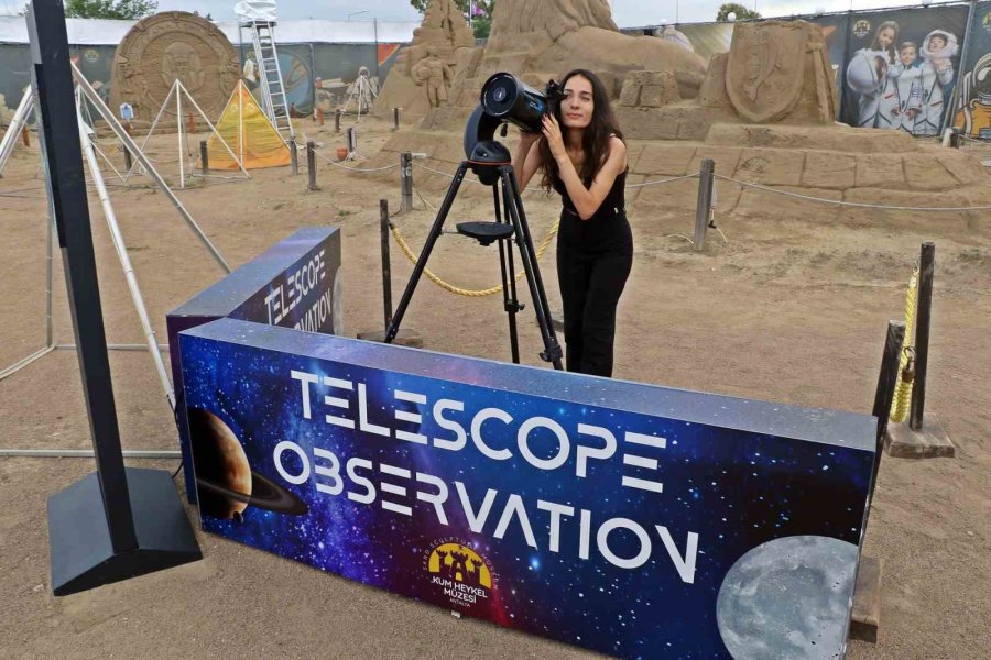 Antalya’da 10 Bin Ton Kum Kullanarak 25 Heykeltıraş Onlarca Heykel Yaptı