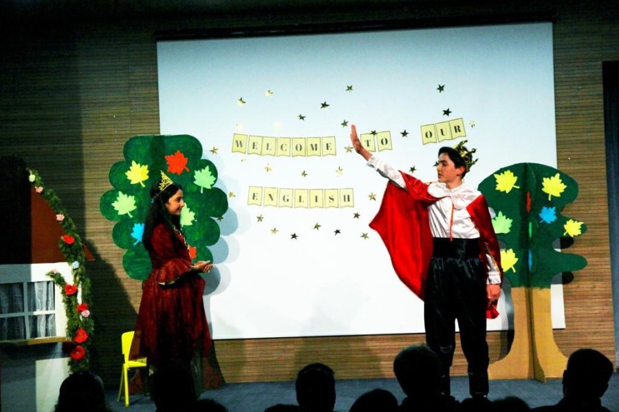 Ortaokul Öğrencilerinden İngilizce Şovu