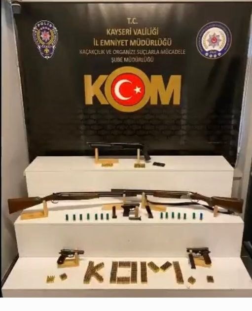 Kayseri’de Yasa Dışı Silah Bulunduranlara Eş Zamanlı Operasyon: 2 Gözaltı
