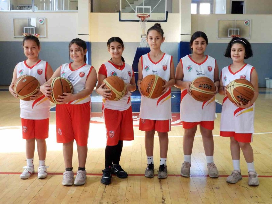 Kepez’in Yaz Spor Okulları Kayıtları Başladı