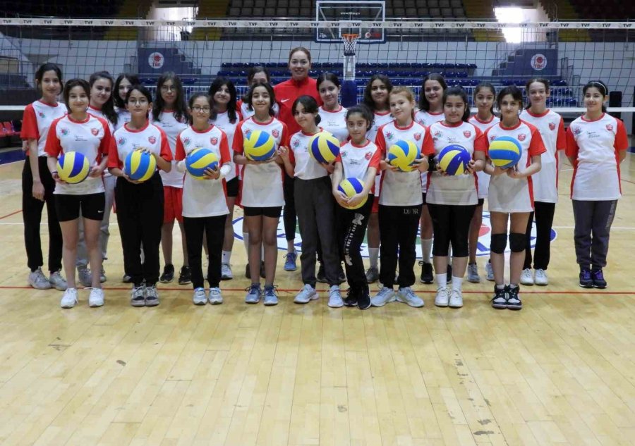 Kepez’in Yaz Spor Okulları Kayıtları Başladı