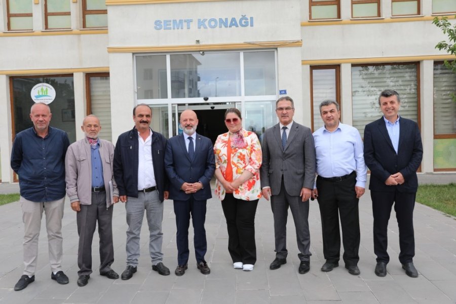 Kocasinanlı Muhtarlar: "hizmetlerle Mahallede Eksik Kalmadı"