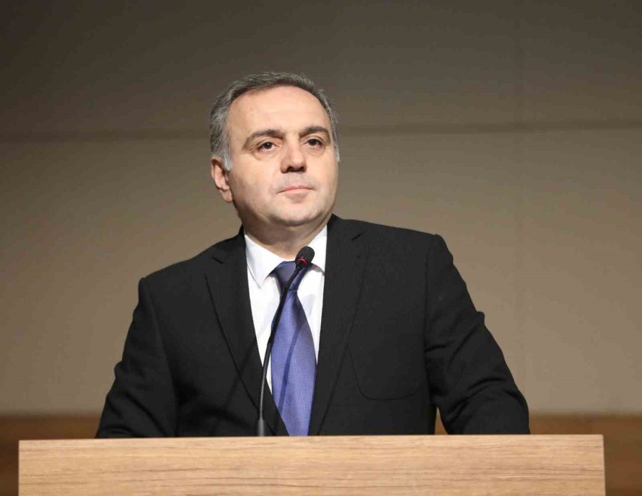 Erü’de “hukukta Kariyer Zirvesi” Düzenlendi