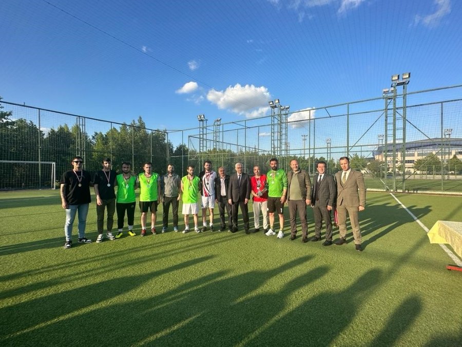 Esogü Birimler Arası Personel Futbol Turnuvası’nda Kupa Sahibini Buldu