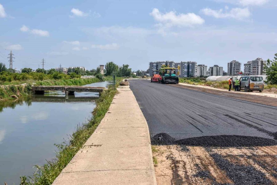 Göksu’ya 8 Bin 500 Ton Asfalt Hizmeti