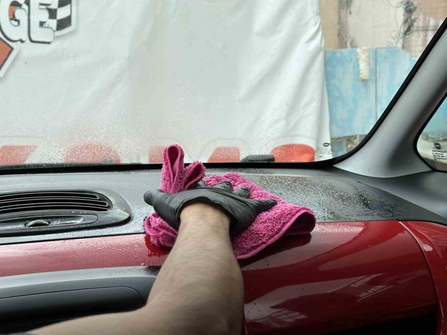 Yazın Gelmesiyle Otomobil Bakım Ve Seramik Kaplama Talepleri Arttı