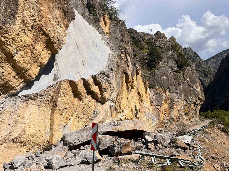 Büyükşehir’den Kapuzbaşı Şelaleleri Yolunda Önemli Çalışma