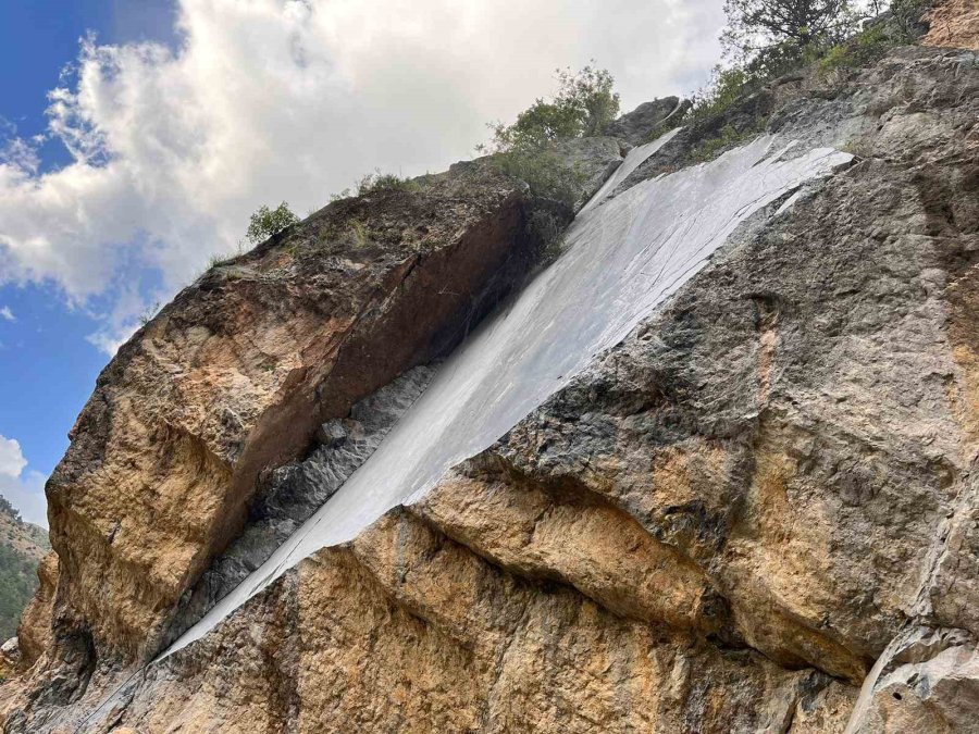 Büyükşehir’den Kapuzbaşı Şelaleleri Yolunda Önemli Çalışma